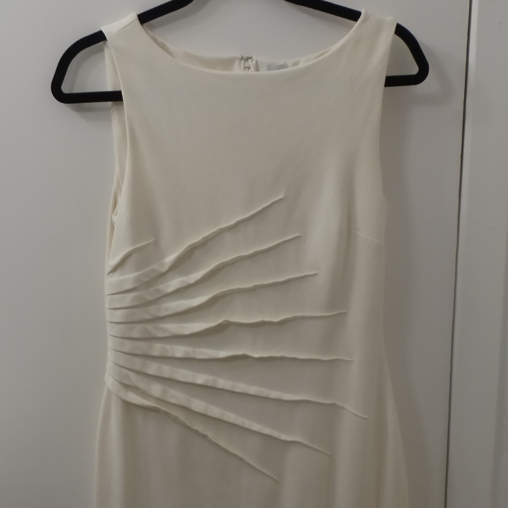 CACHE Off-White Sheath Dress